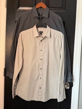 H&M Easy Iron Dress Shirt Bundle Men's Large Light Gray & Dark Gray Long Sleeve